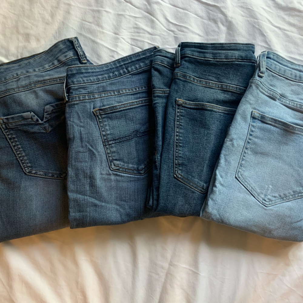 Woman’s H&M Jeans - 4 pairs - Size 30 - Skinny Jeans - 2 High Rise & 2 Low rise!